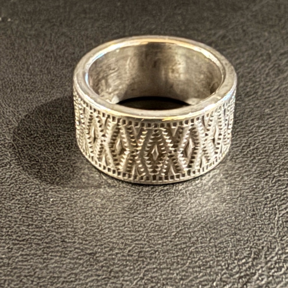 Sterling Silver Patterned Ring - image 2